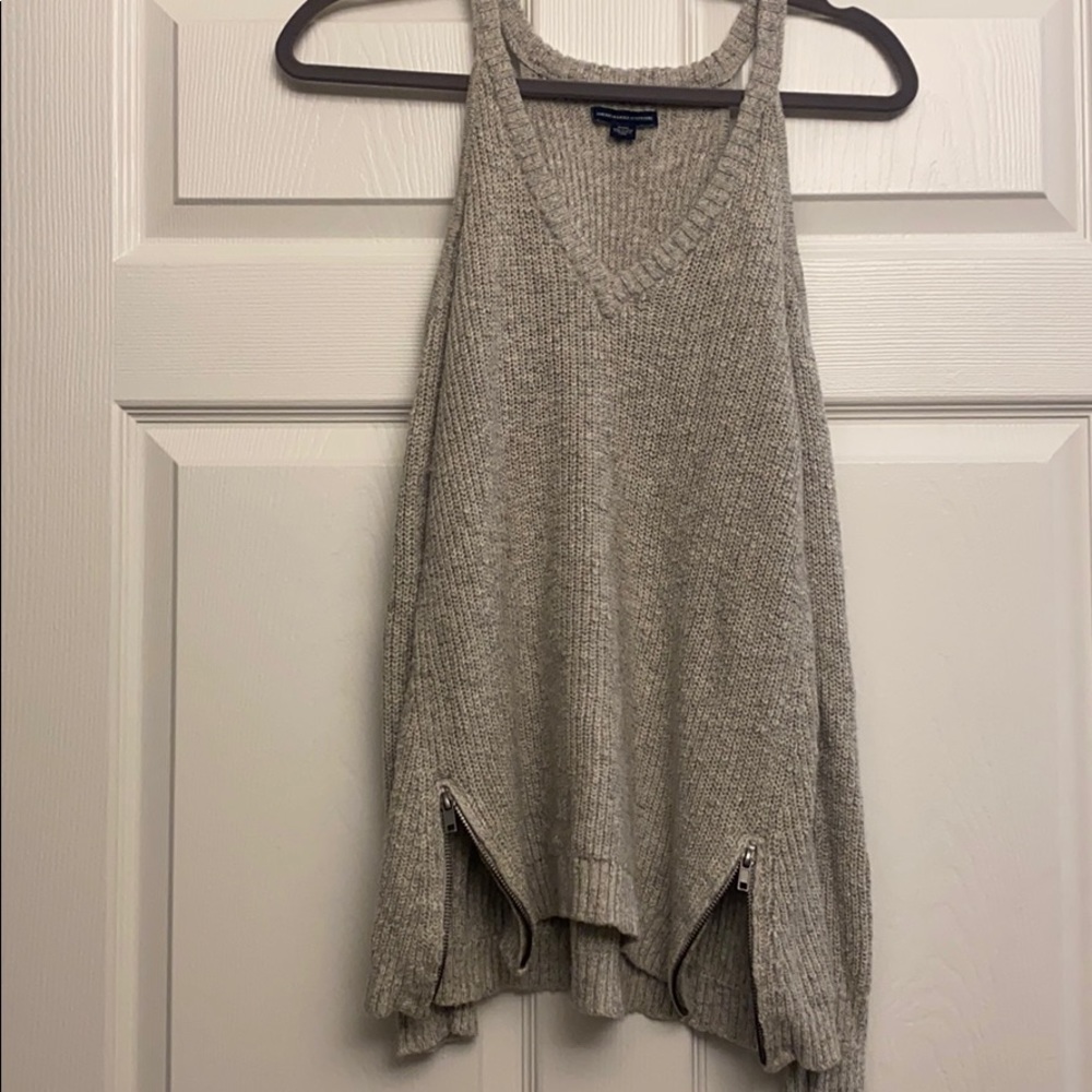 Shoulder cut out sweater-AEO
